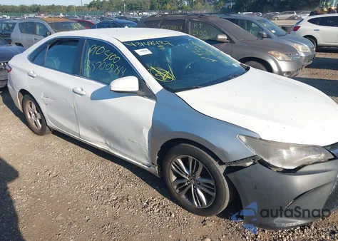 2015 Toyota Camry Se z USA, uszkodzony, nr VIN 4T1BF1FKXFU072794